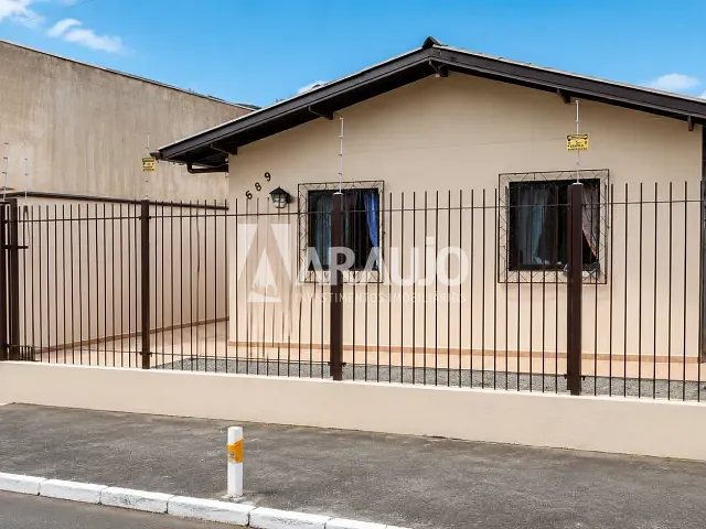 Casa com 328m² 3 quartos e 2 banheiros, à venda, no bairro São Vicente em Itajaí