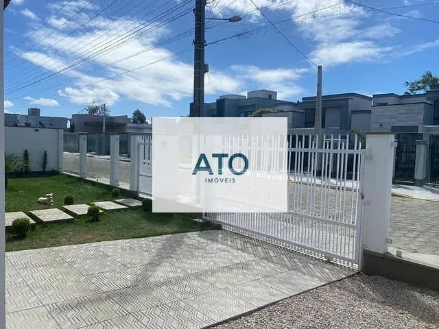 Casa com 215m² 2 quartos e 2 banheiros, à venda, no bairro centro em Tijucas