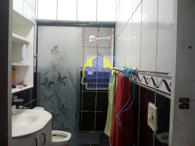 Casa com 300m² 3 quartos e 2 banheiros, à venda, no bairro Umuarama em Osasco
