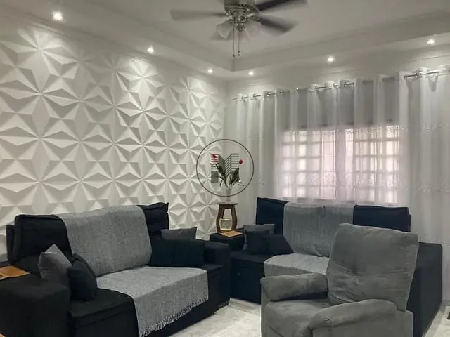 Casa com 250m² 2 quartos e 2 banheiros, à venda, no bairro Santa Luzia em Guaratinguetá