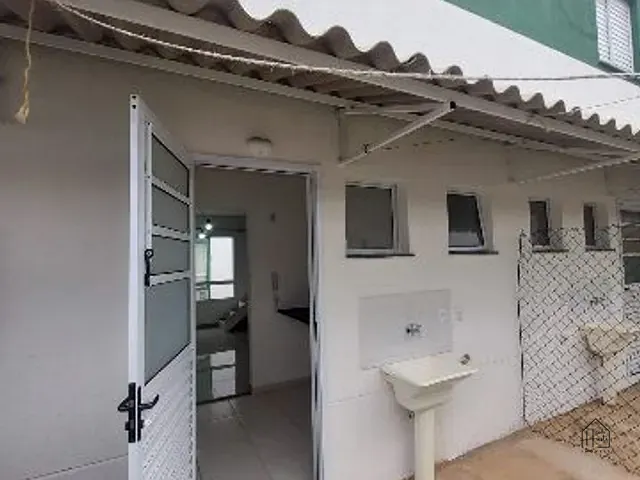 Casa com 60m² 2 quartos e 1 banheiro, à venda, no bairro Jardim São Marcos em Vargem Grande Paulista