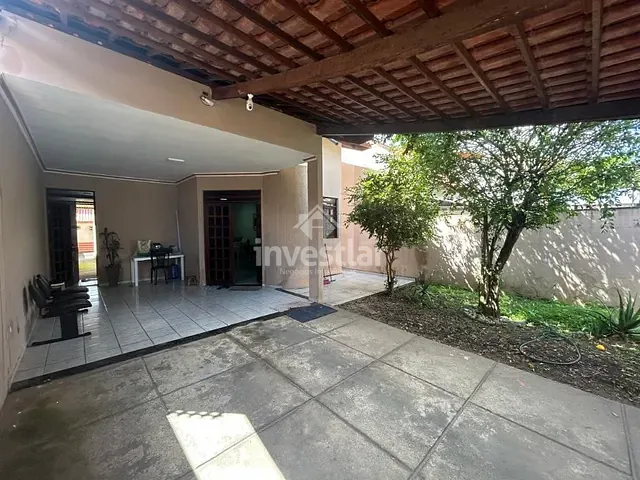 Casa com 270m² 3 quartos e 2 banheiros, à venda, no bairro Jardim Paulistano em Campina Grande