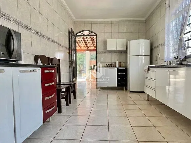 Casa 3 quartos e 1 banheiro, à venda, no bairro Jardim Marajoara em Pederneiras