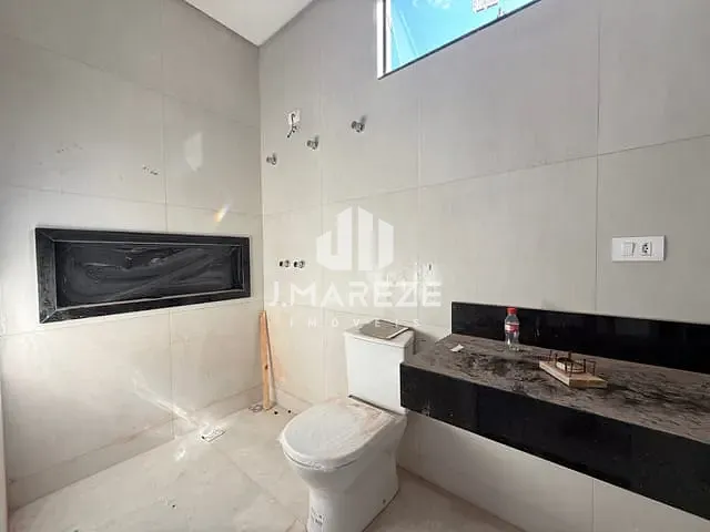 Casa 2 quartos e 3 banheiros, à venda, no bairro Residencial Interlagos em Apucarana