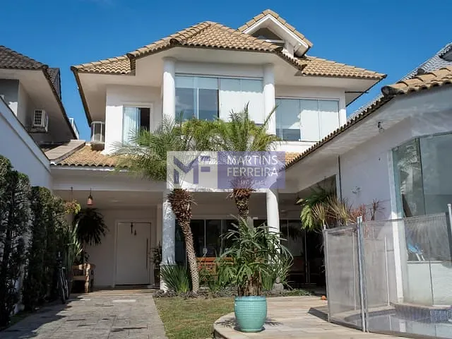 Casa 3 quartos e 7 banheiros, à venda, no bairro Recreio dos Bandeirantes em Rio de Janeiro