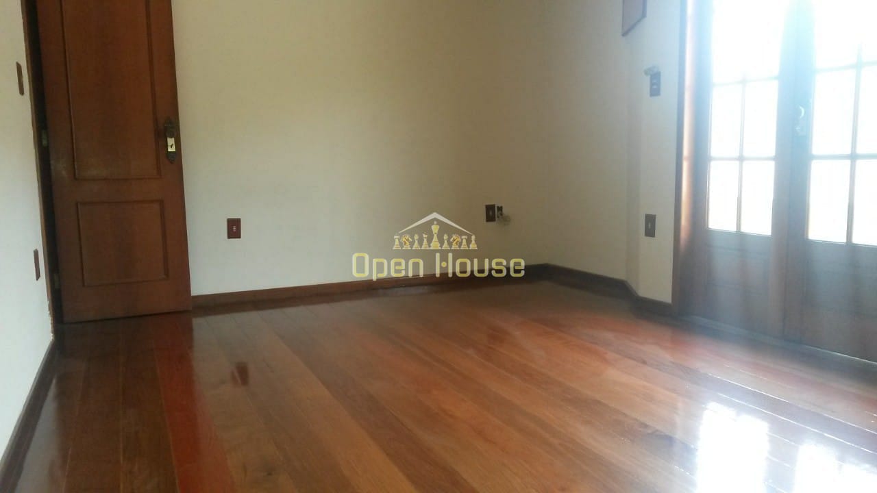 Casa, 4 quartos, 277 m² - Foto 2