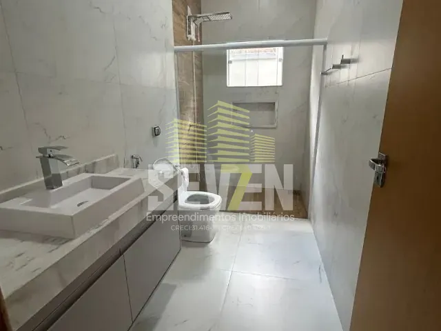 Casa com 242m², à venda, no bairro Vila Coralina em Bauru