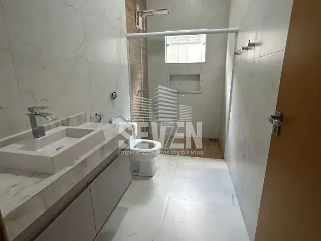 Casa com 242m², à venda, no bairro Vila Coralina em Bauru