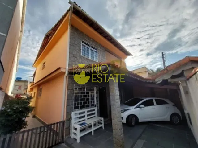 Casa com 210m² 3 quartos e 1 banheiro, à venda, no bairro Jardim Itatiaia  em Itatiaia