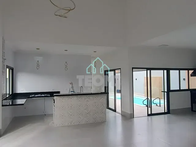 Casa com 360m² 3 quartos e 3 banheiros, à venda ou para alugar, no bairro Residencial Santa Izabel em Taubaté