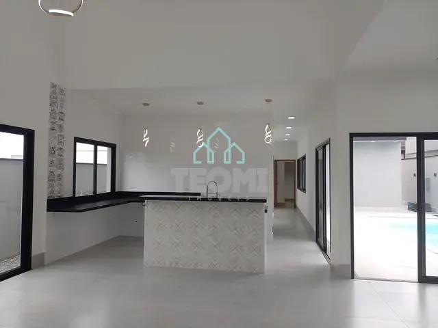 Casa com 360m² 3 quartos e 3 banheiros, à venda ou para alugar, no bairro Residencial Santa Izabel em Taubaté