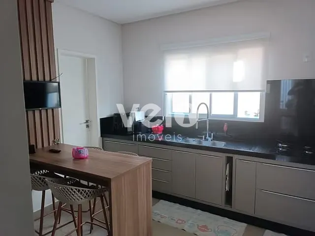 Casa 4 quartos e 5 banheiros, à venda, no bairro Estiva em Pindamonhangaba