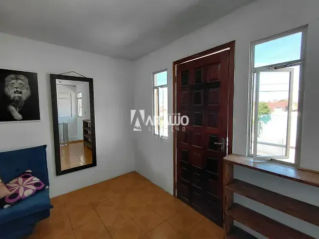 Apartamento 2 quartos e 1 banheiro, para alugar, no bairro Meia Praia em Navegantes