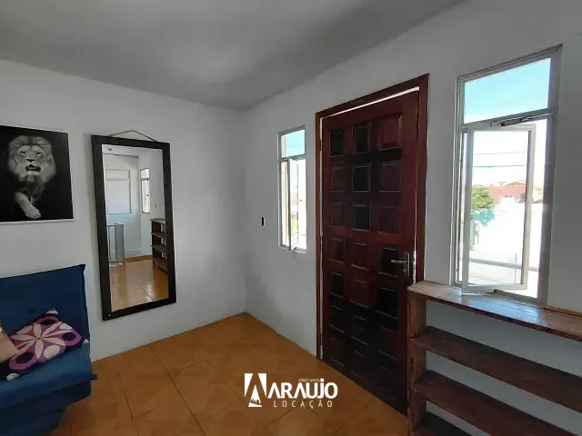 Apartamento 2 quartos e 1 banheiro, para alugar, no bairro Meia Praia em Navegantes