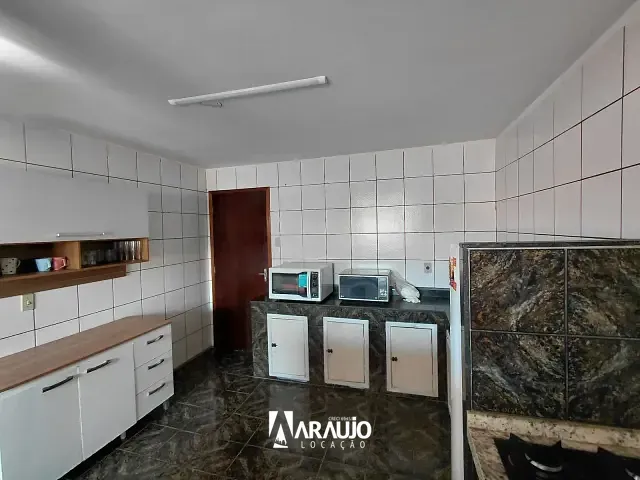 Apartamento 2 quartos e 1 banheiro, para alugar, no bairro Meia Praia em Navegantes