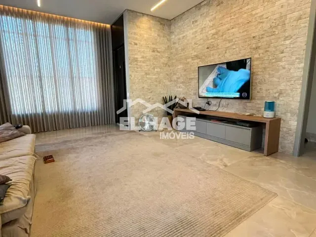 Casa com 370m² 3 quartos e 3 banheiros, à venda, no bairro Jardim Itália em Cuiabá