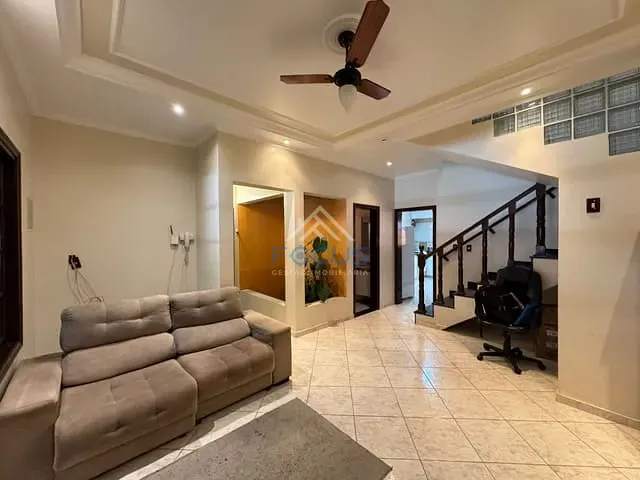 Casa com 135m² 3 quartos e 2 banheiros, à venda, no bairro Vila Jeriva em Várzea Paulista