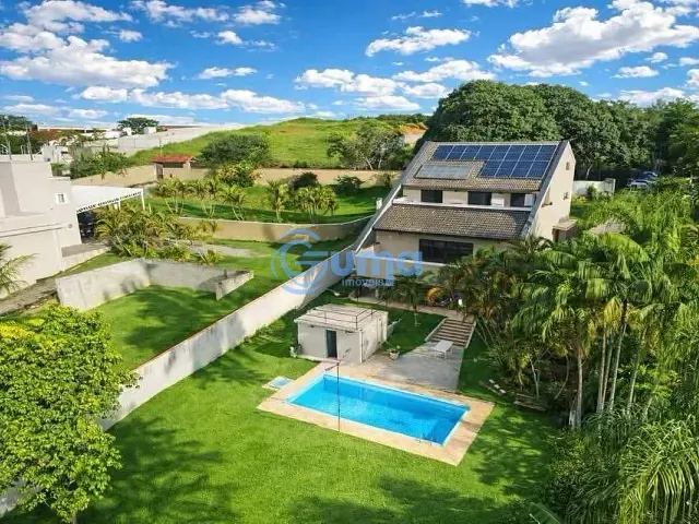 Casa com 1200m² 3 quartos e 3 banheiros, à venda ou para alugar, no bairro Chácaras São Conrado em Bragança Paulista