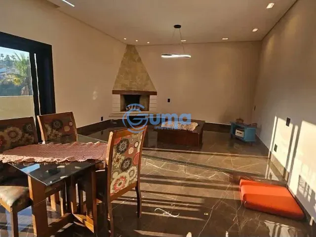 Casa com 1200m² 3 quartos e 3 banheiros, à venda ou para alugar, no bairro Chácaras São Conrado em Bragança Paulista