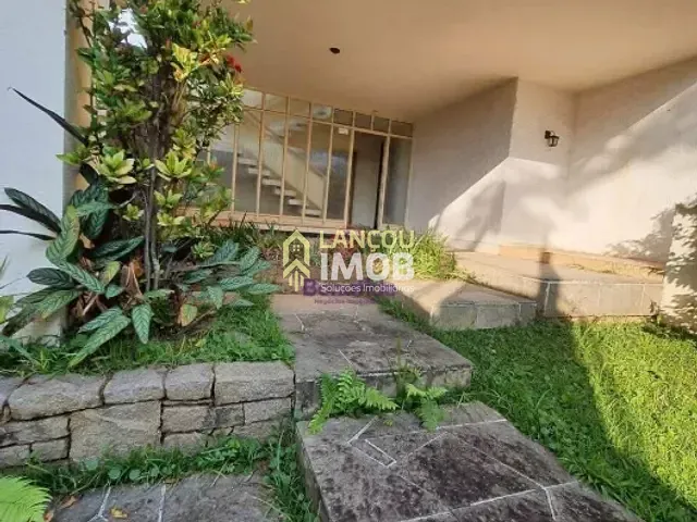 Casa à venda ou para alugar, no bairro Chácara Urbana em Jundiaí