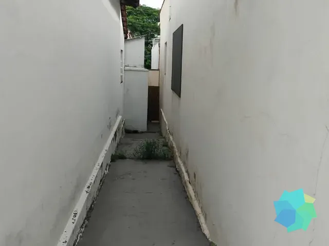 Casa com 300m² 2 quartos e 1 banheiro, à venda, no bairro Vila Teixeira em Salto