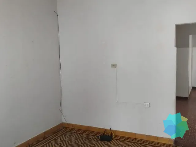 Casa com 300m² 2 quartos e 1 banheiro, à venda, no bairro Vila Teixeira em Salto