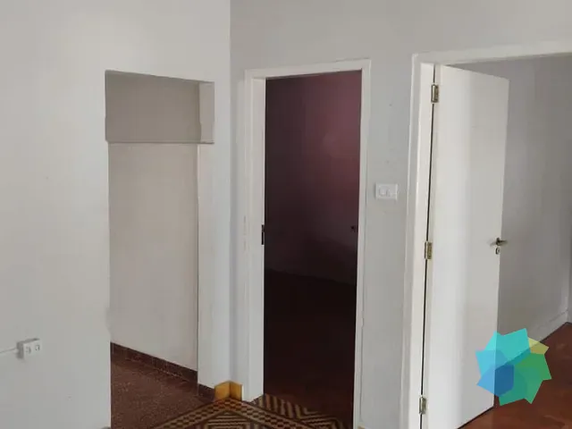 Casa com 300m² 2 quartos e 1 banheiro, à venda, no bairro Vila Teixeira em Salto
