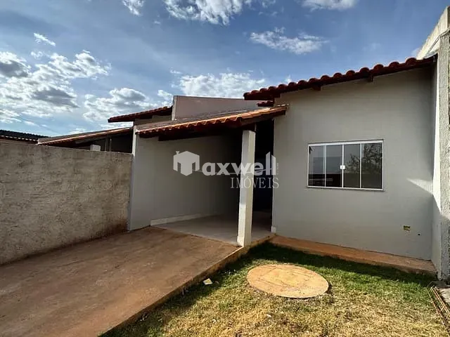 Casa com 180m² 2 quartos e 1 banheiro, à venda, no bairro Rosa dos Ventos em Aparecida de Goiânia