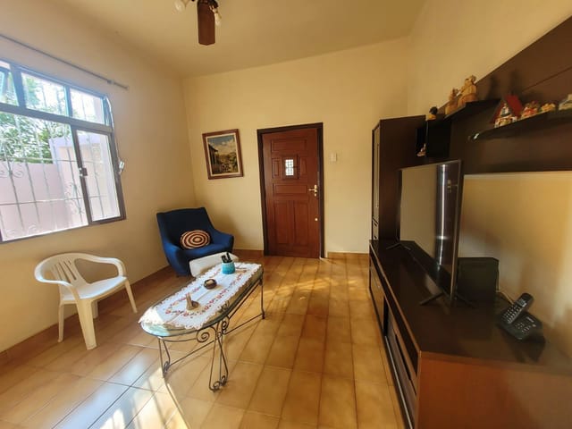 Casa com 420m² 3 quartos e 2 banheiros, à venda, no bairro Vila Valqueire em Rio de Janeiro