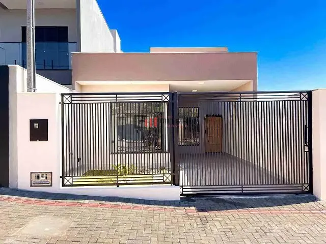 Casa 2 quartos e 2 banheiros, à venda, no bairro Setor 4 em Ibiporã