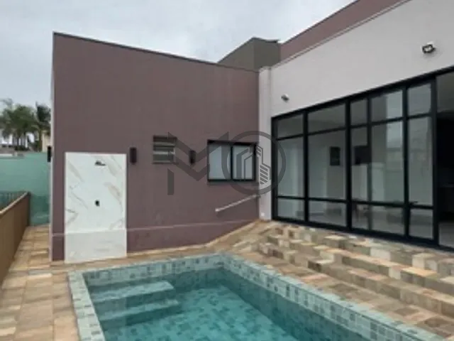 Casa com 450m² 3 quartos e 5 banheiros, à venda, no bairro Jardim Itália em Cuiabá