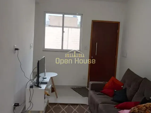 Casa 2 quartos e 2 banheiros, à venda, no bairro Santa Rita do Zarur em Volta Redonda