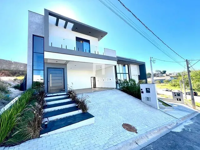Casa com 357m² 3 quartos e 5 banheiros, à venda, no bairro Condomínio Residencial Euroville II em Bragança Paulista