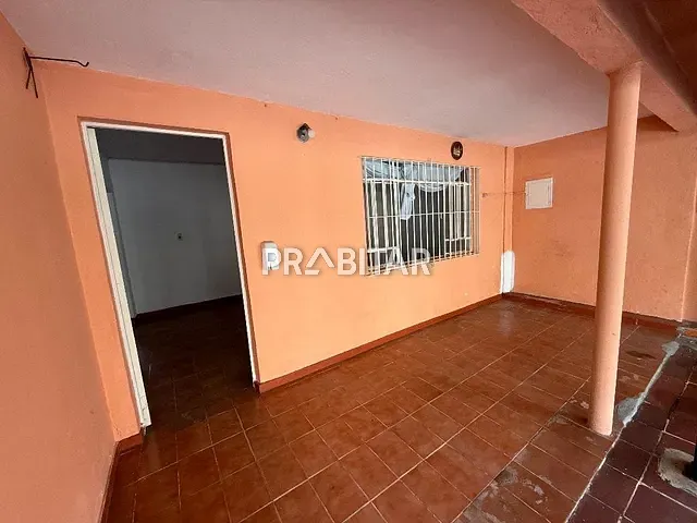 Casa com 250m² 2 quartos e 1 banheiro, à venda, no bairro Vila Piauí em São Paulo