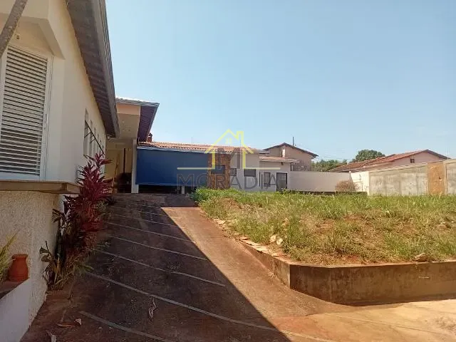 Casa com 934m² 4 quartos e 6 banheiros, à venda, no bairro Jardim Novo Horizonte em Guaxupé