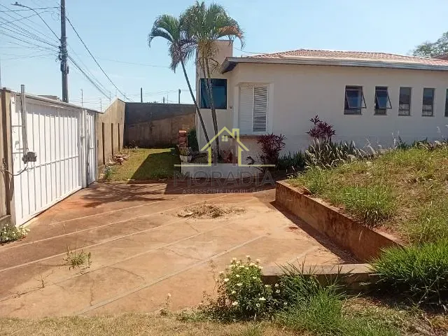 Casa com 934m² 4 quartos e 6 banheiros, à venda, no bairro Jardim Novo Horizonte em Guaxupé
