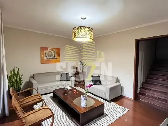 Casa com 300m² 4 quartos e 4 banheiros, à venda, no bairro Vila Cidade Universitária em Bauru