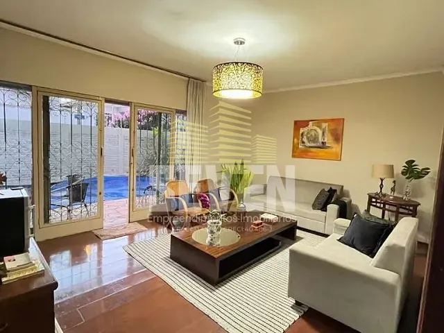 Casa com 300m² 4 quartos e 4 banheiros, à venda, no bairro Vila Cidade Universitária em Bauru