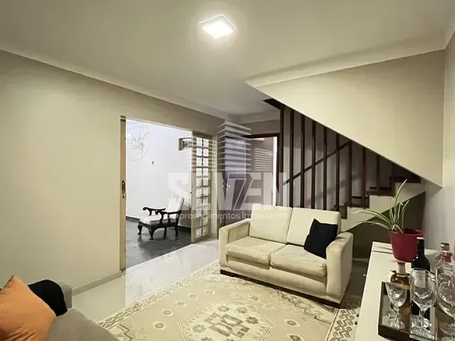 Casa com 300m² 4 quartos e 4 banheiros, à venda, no bairro Vila Cidade Universitária em Bauru