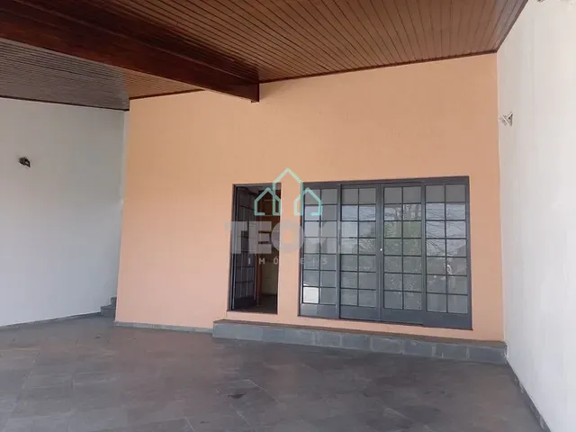Casa com 421m² 3 quartos e 2 banheiros, à venda, no bairro Vila São José em Taubaté