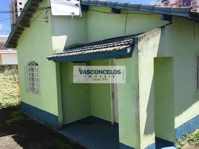 Casa com 312m² 2 quartos e 1 banheiro, à venda, no bairro Vila Adyana em São José dos Campos