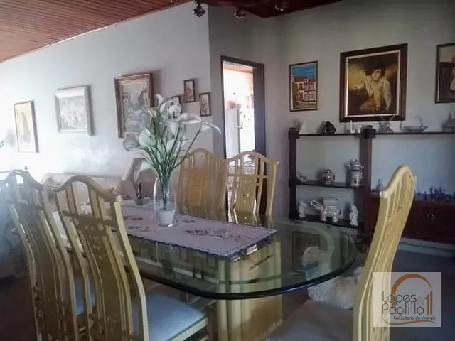 Casa com 1005m² 3 quartos e 3 banheiros, à venda, no bairro Nova Gardênia em Atibaia