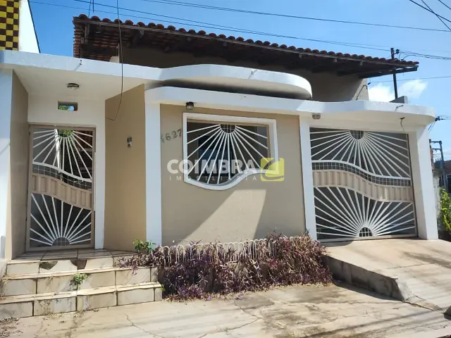 Casa com 330m² 1 quarto e 1 banheiro, para alugar, no bairro Aldeia em Santarém