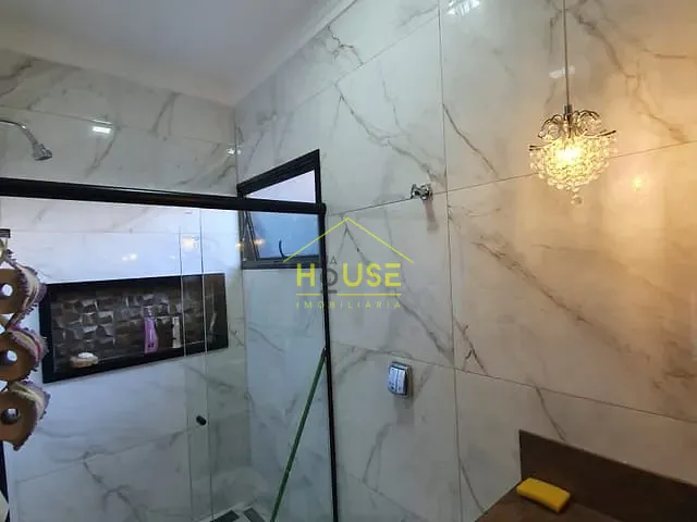Casa com 276m² 3 quartos e 2 banheiros, à venda, no bairro Vila Anna em Votuporanga