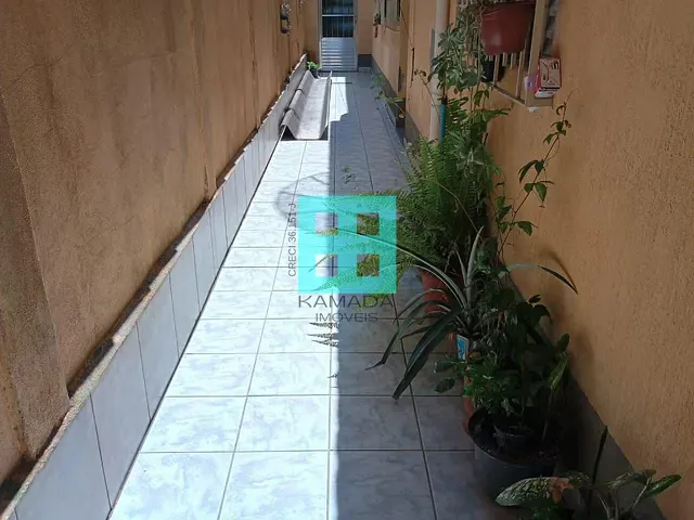 Casa com 180m² 4 quartos e 3 banheiros, à venda, no bairro Cidade das Flores em Osasco