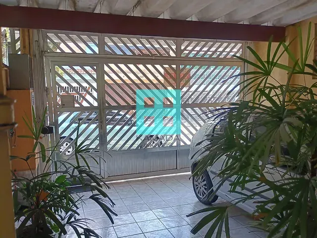 Casa com 180m² 4 quartos e 3 banheiros, à venda, no bairro Cidade das Flores em Osasco