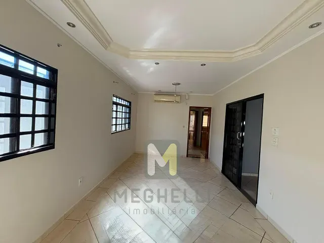 Casa com 200m² 2 quartos e 4 banheiros, para alugar, no bairro Parque das Amoreiras em Serrana