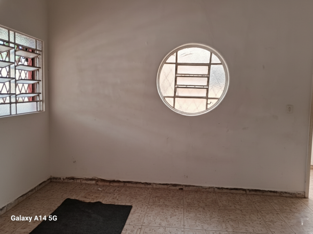 Casa com 297m² 3 quartos e 1 banheiro, à venda, no bairro Marechal Hermes em Rio de Janeiro