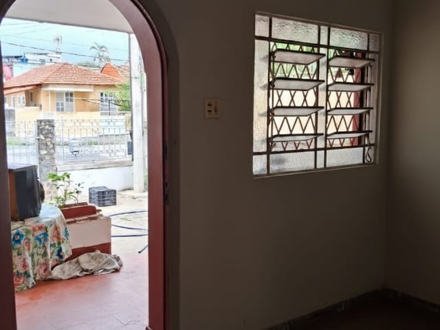 Casa com 297m² 3 quartos e 1 banheiro, à venda, no bairro Marechal Hermes em Rio de Janeiro