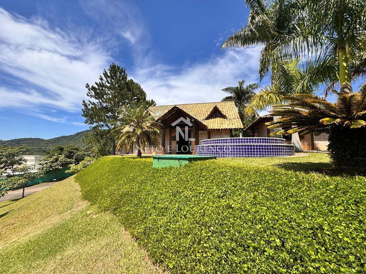 Casa, 4 quartos, 330 m² - Foto 3